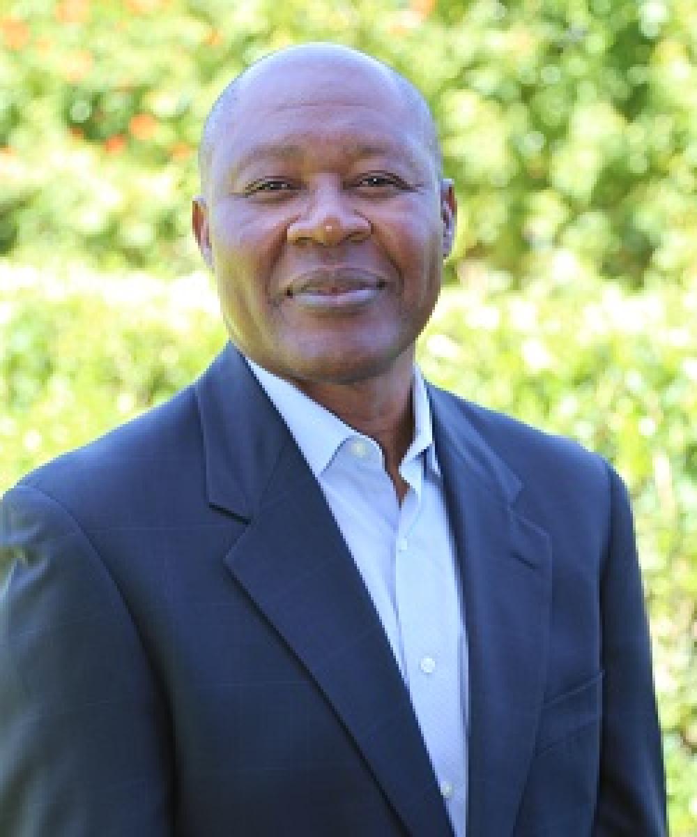 Olabisi | LPL Financial Advisor | Benchmark Wealth Management